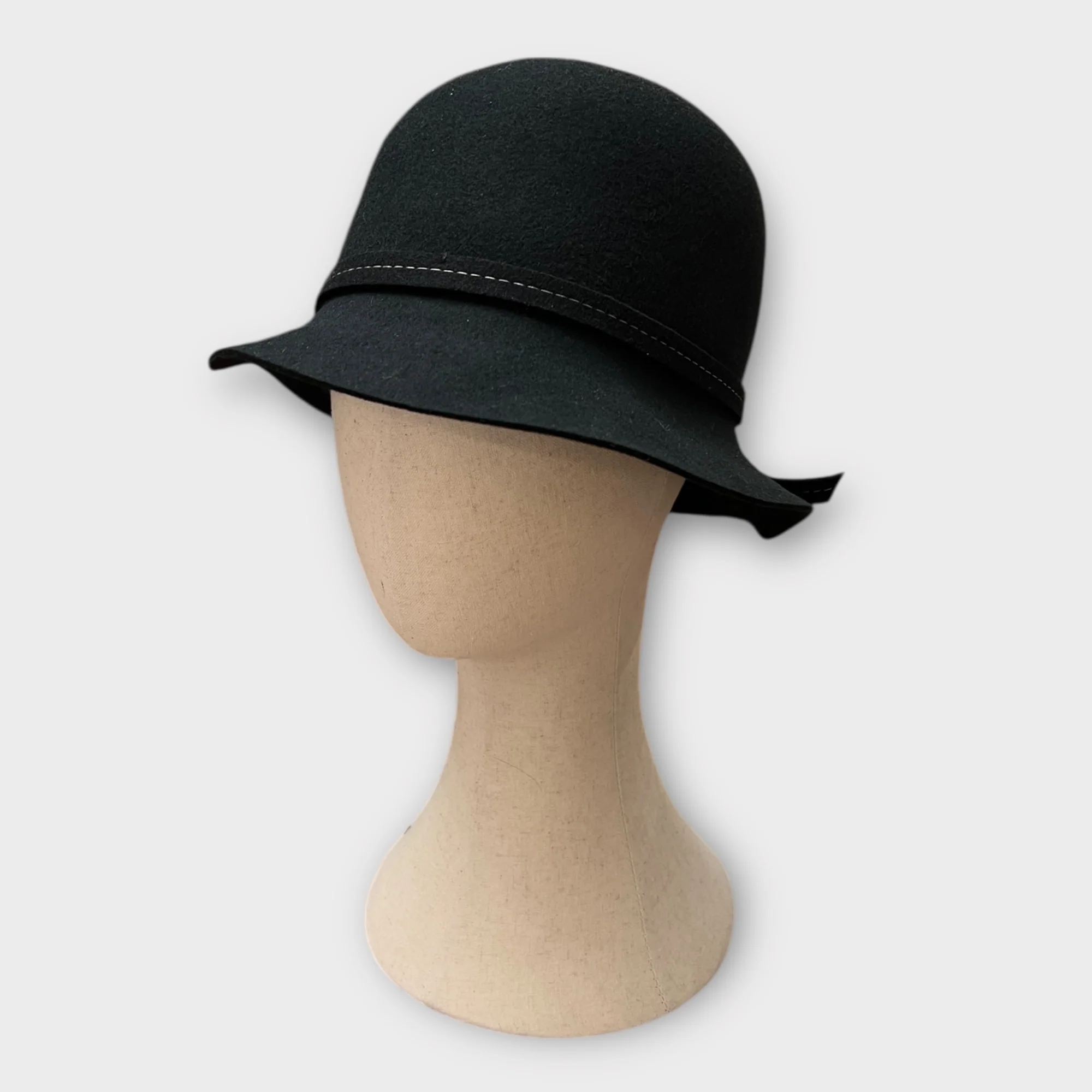 Cappello Cloche Donna In Feltro Di Lana - immagine 2