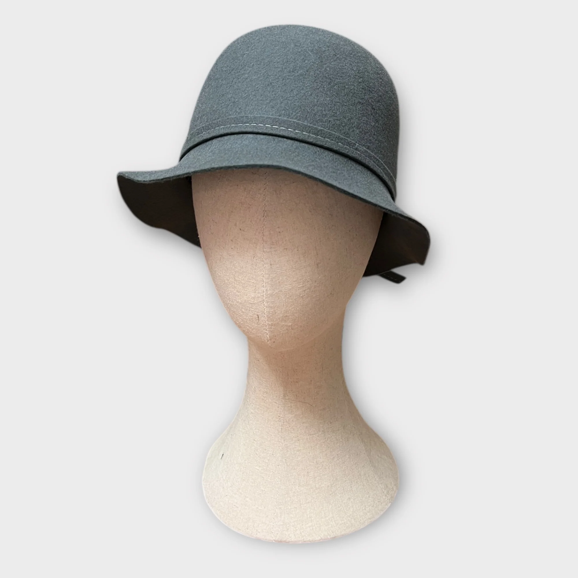 Cappello Cloche Donna In Feltro Di Lana - immagine 4